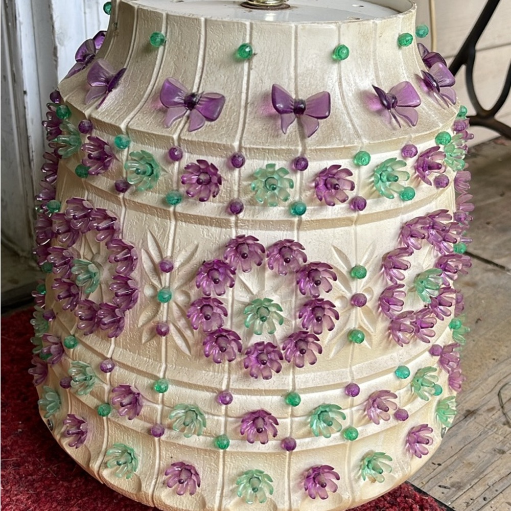 Vintage lawnware corded flower pot light